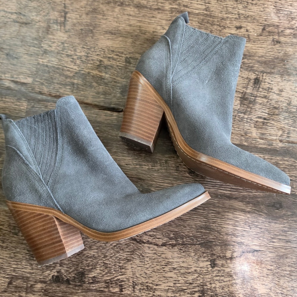 MARC FISHER Gadri Ankle Boots Womens 7.5 Grey Suede Pointed Toe Block Heel